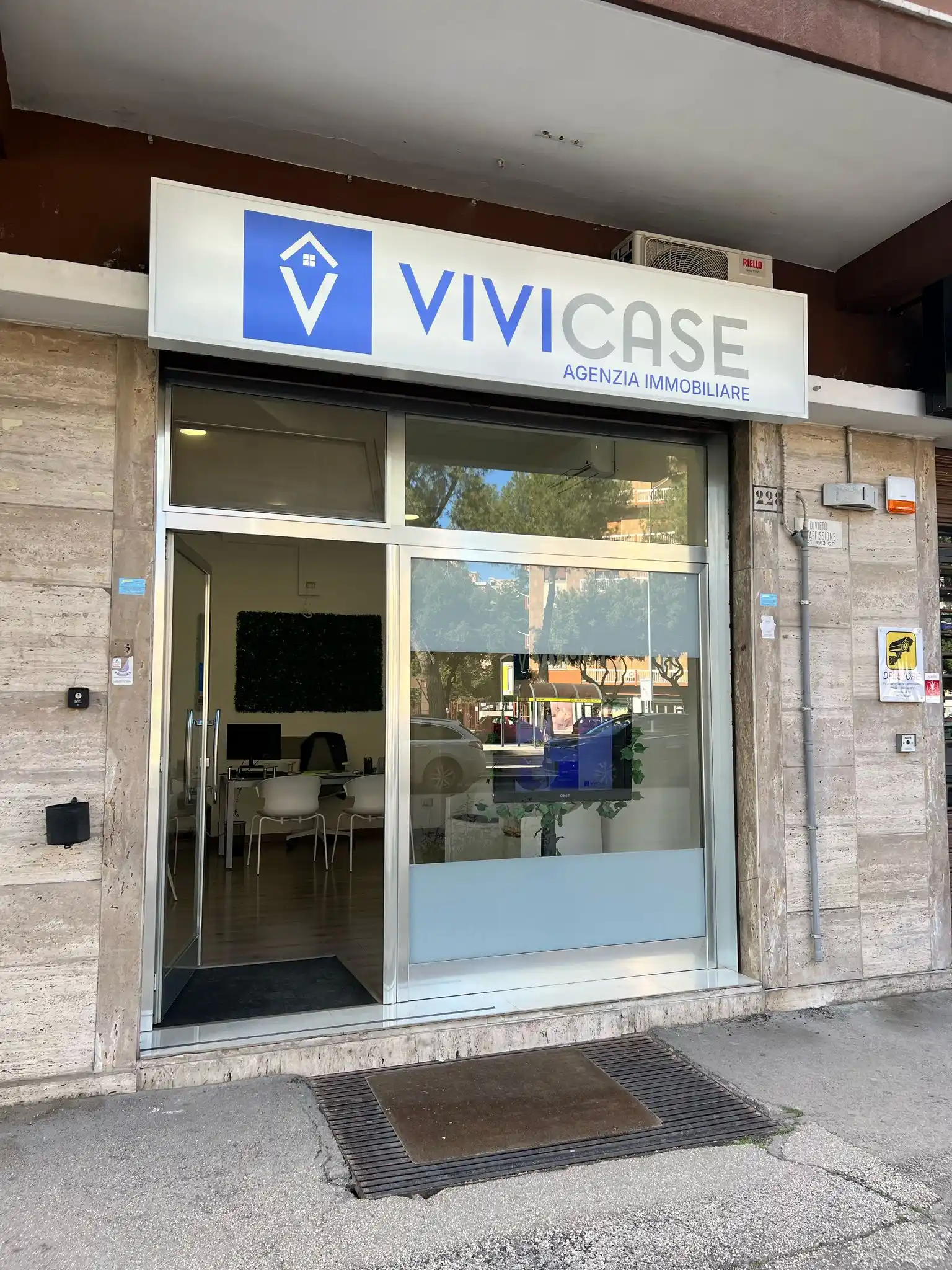 Agenzia Vivicase